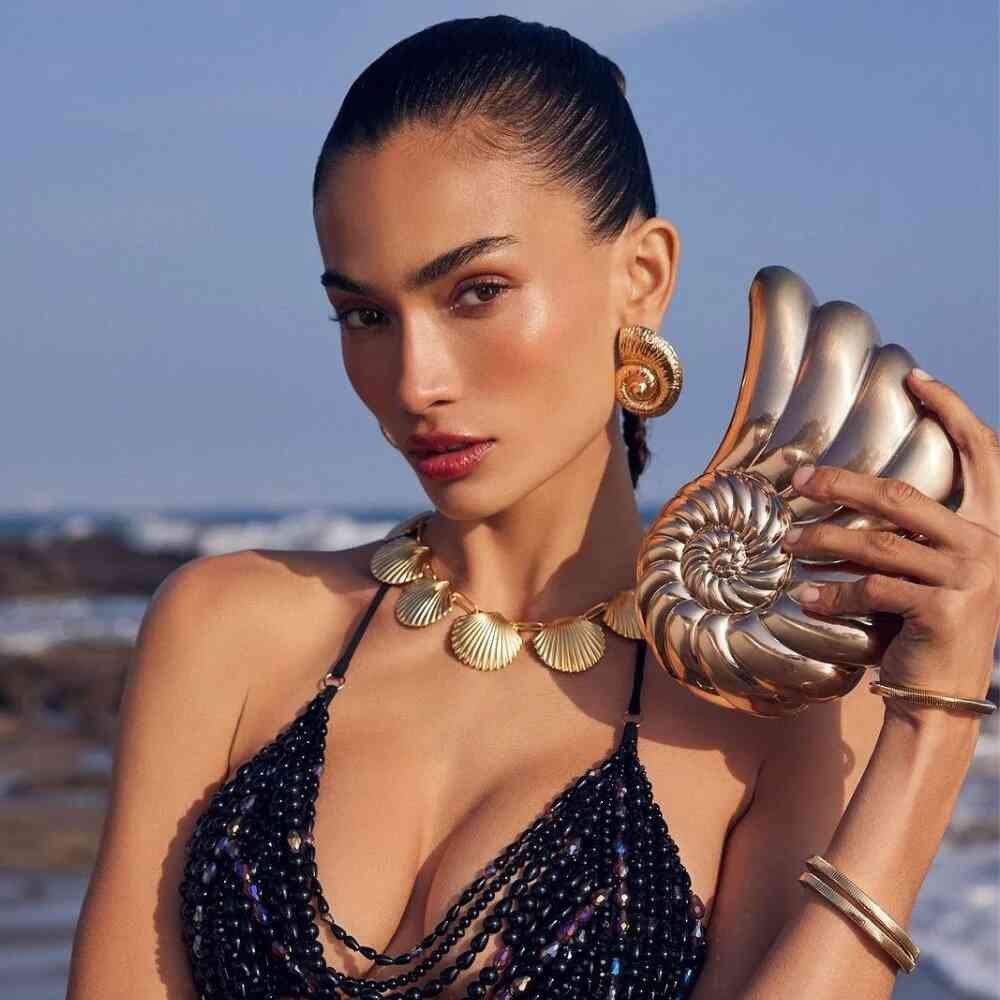 Olga-Berg-shella-hardcase-clutch-GOLD-Buy-clutches-for-fashion-on-the-field-special-events-ShoeBeDoo-Australia---9